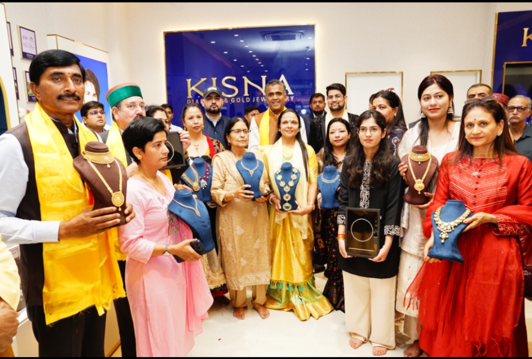 Kisna Jewelry Showroom Launch in Kullu